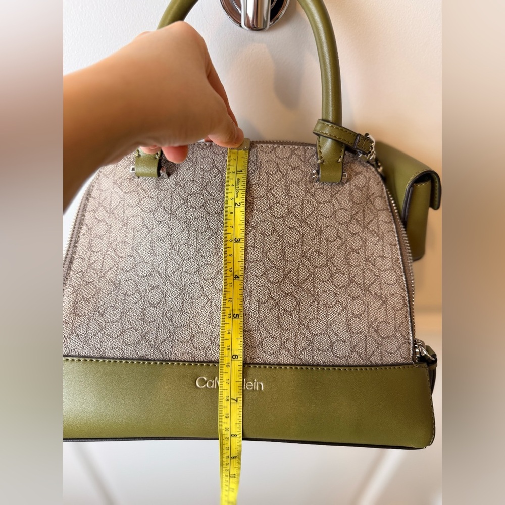 RARE Calvin Klein Logo Satchel with Removable Pouch, Green - Picture 13 of 13